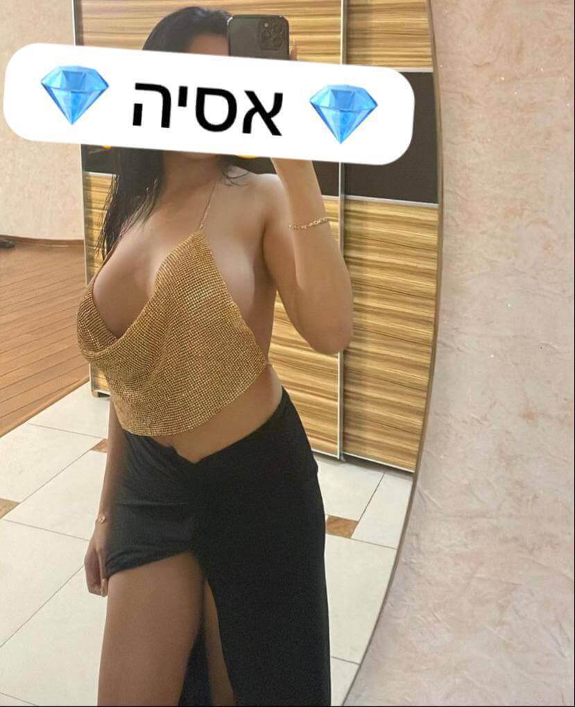 מיוחדת במינה – ראשון לציון